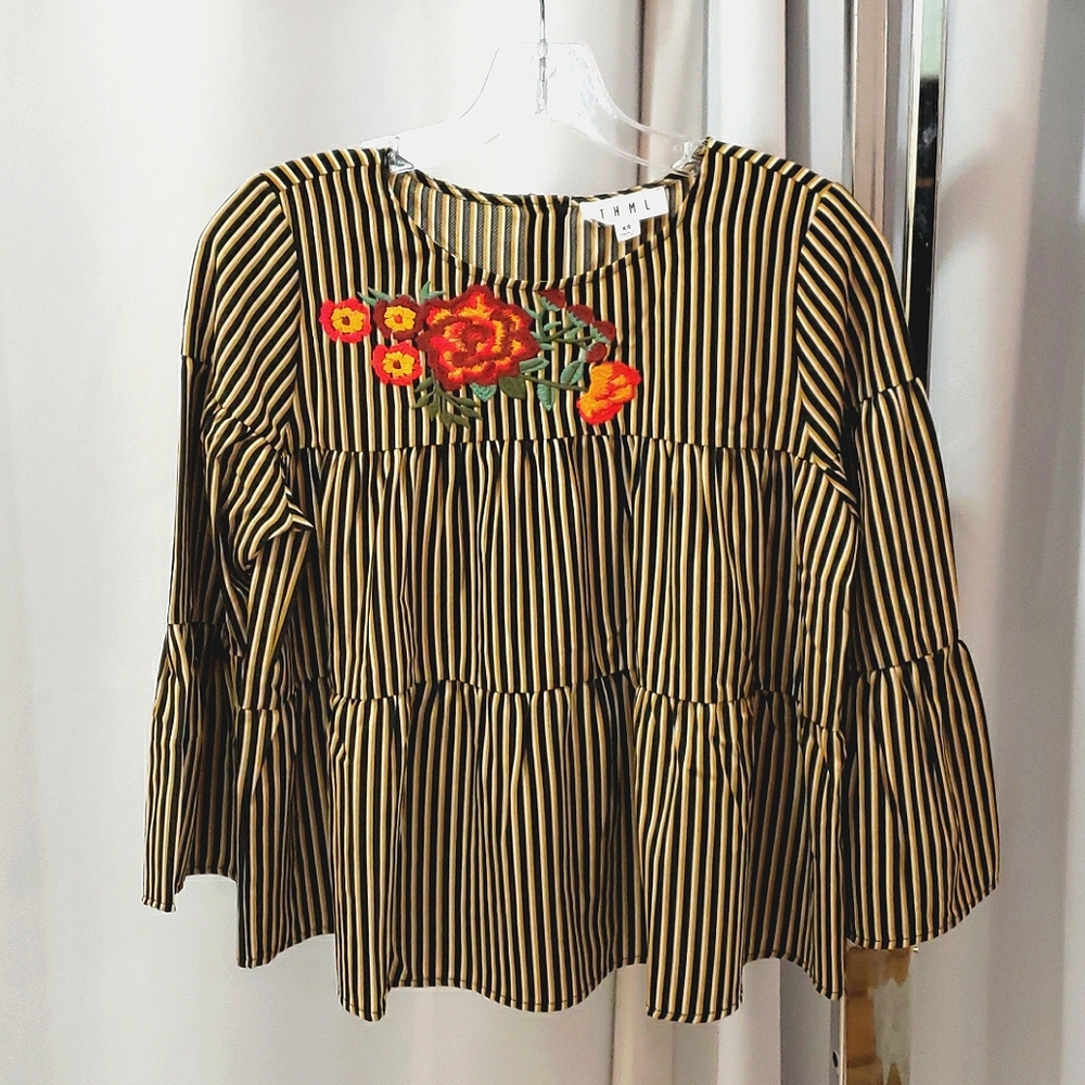 THML Bell Sleeve Crop Top